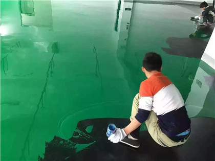 马尾下面给你一份环氧地坪漆施工的完整流程