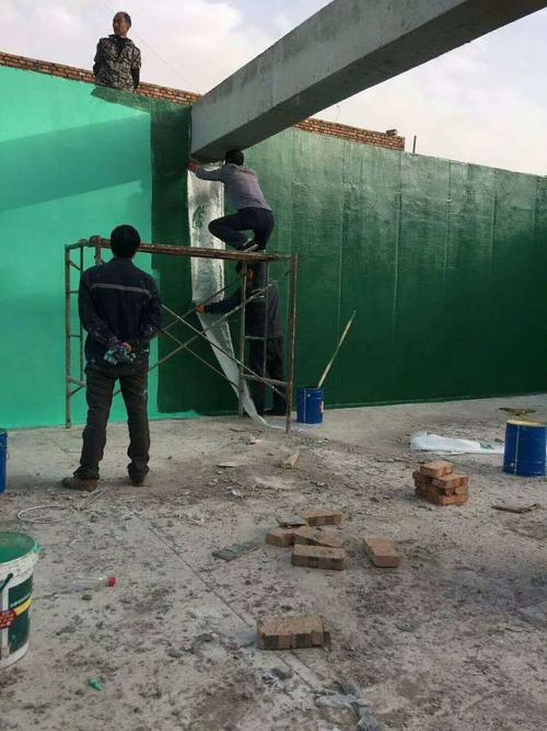 马尾针对老旧车间地面普遍存在的起砂、裂缝问题